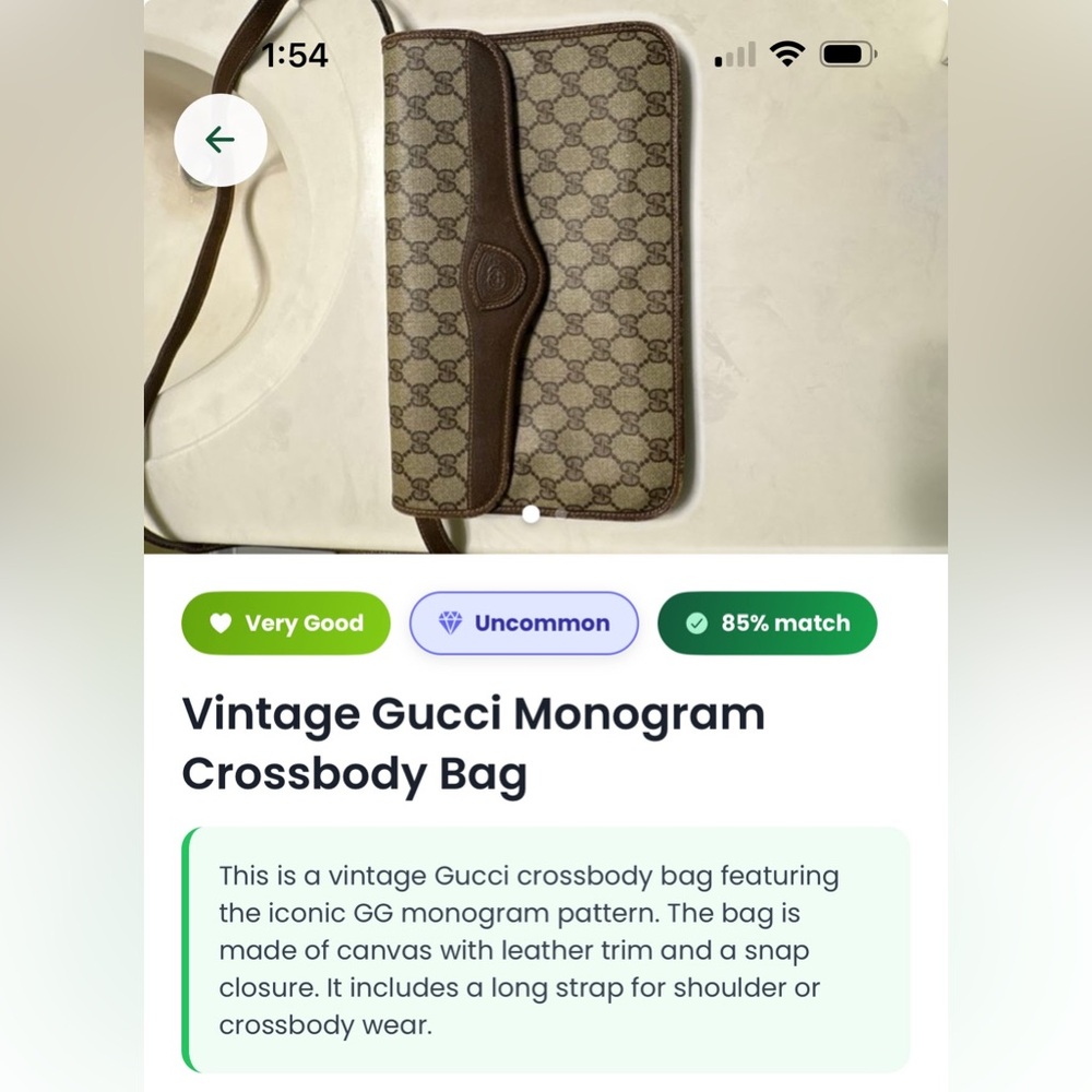 Gucci multi purpose classic purse! Authentic!! Clean, non smoking home. - Picture 13 of 13